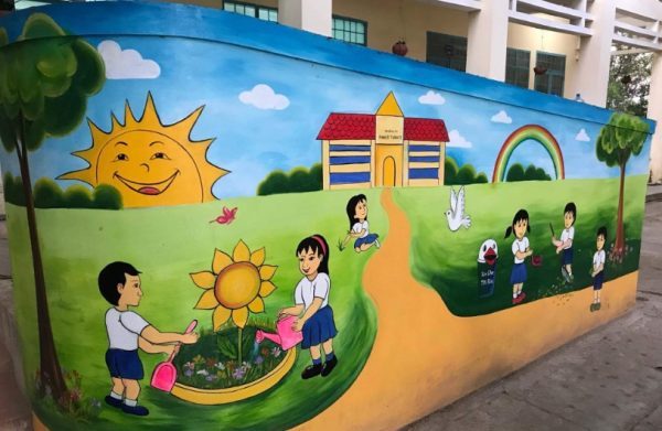 Tranh vẽ tường trường tiểu học
